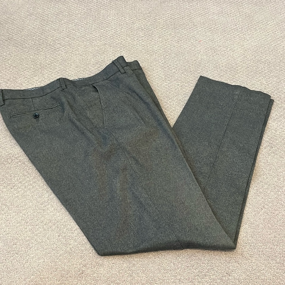 Banana Republic men’s dress pants